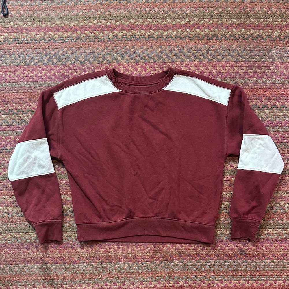 MAROON COLOR BLOCK SWEATSHIRT